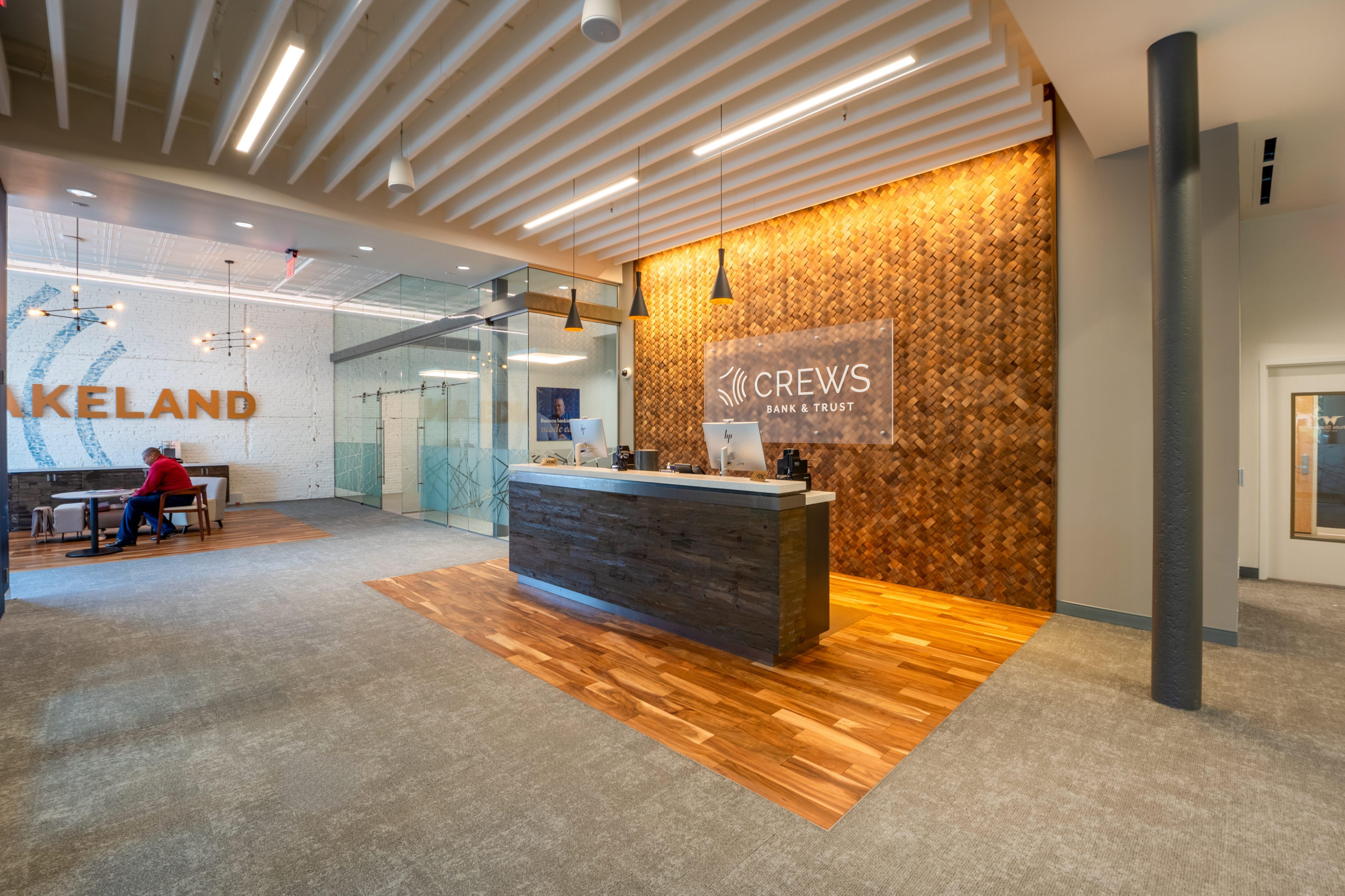 Crews Bank & Trust Image