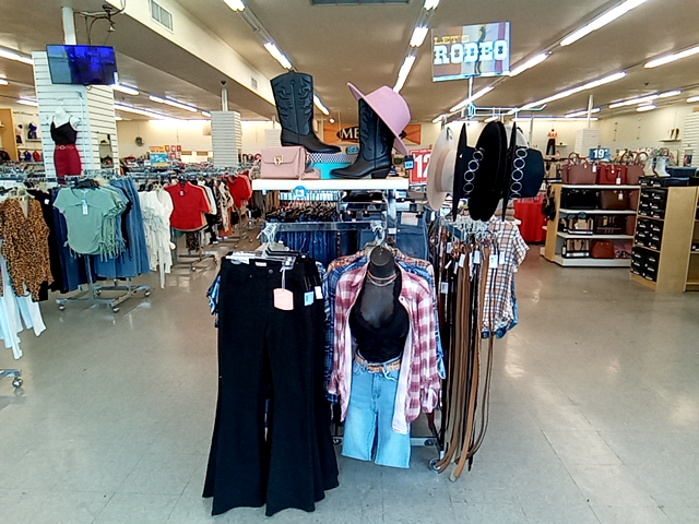 Melrose Family Fashions Image