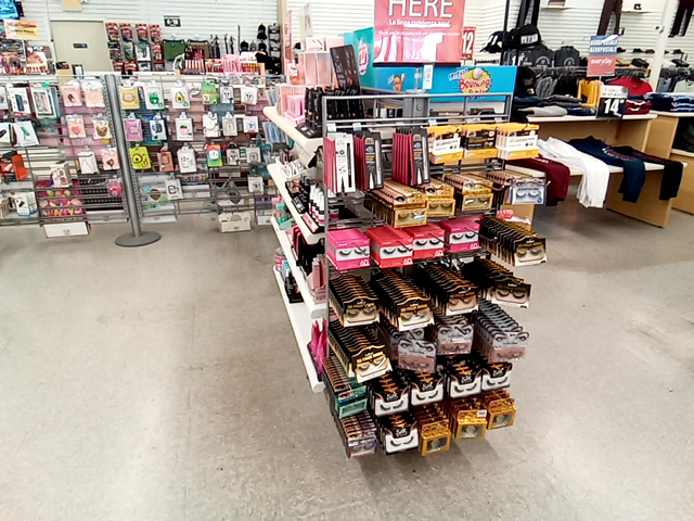 Melrose Family Fashions Image