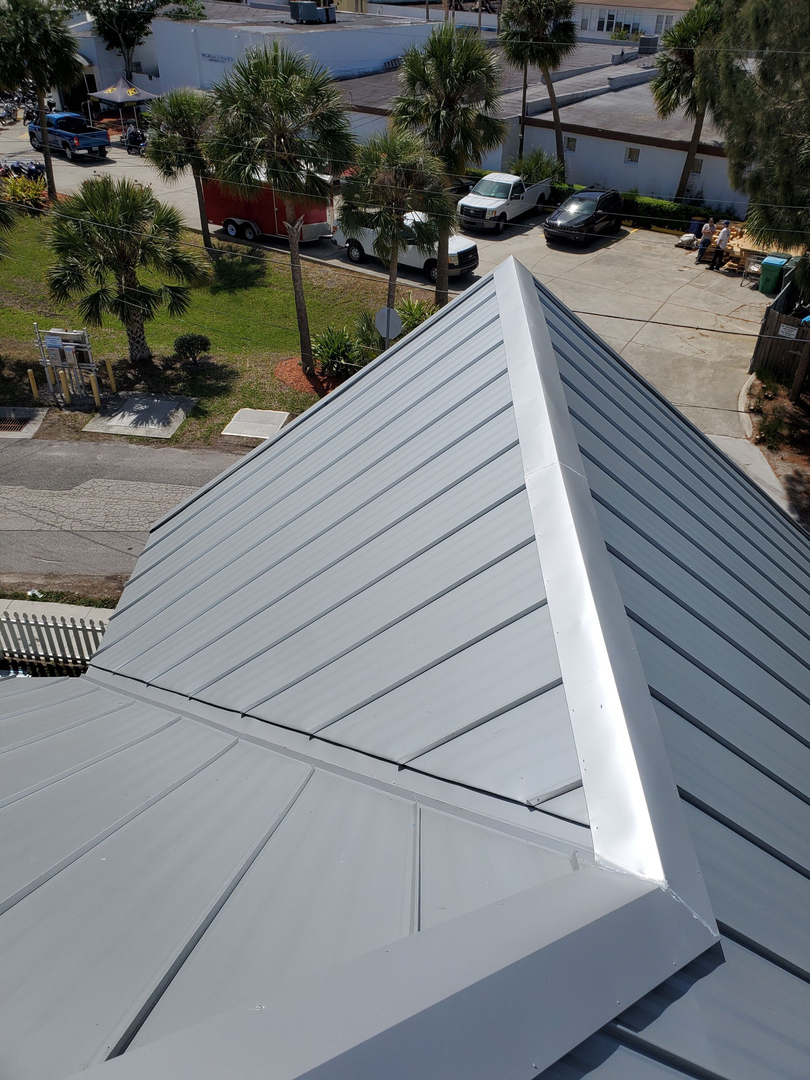 Redefine Roofing Logo