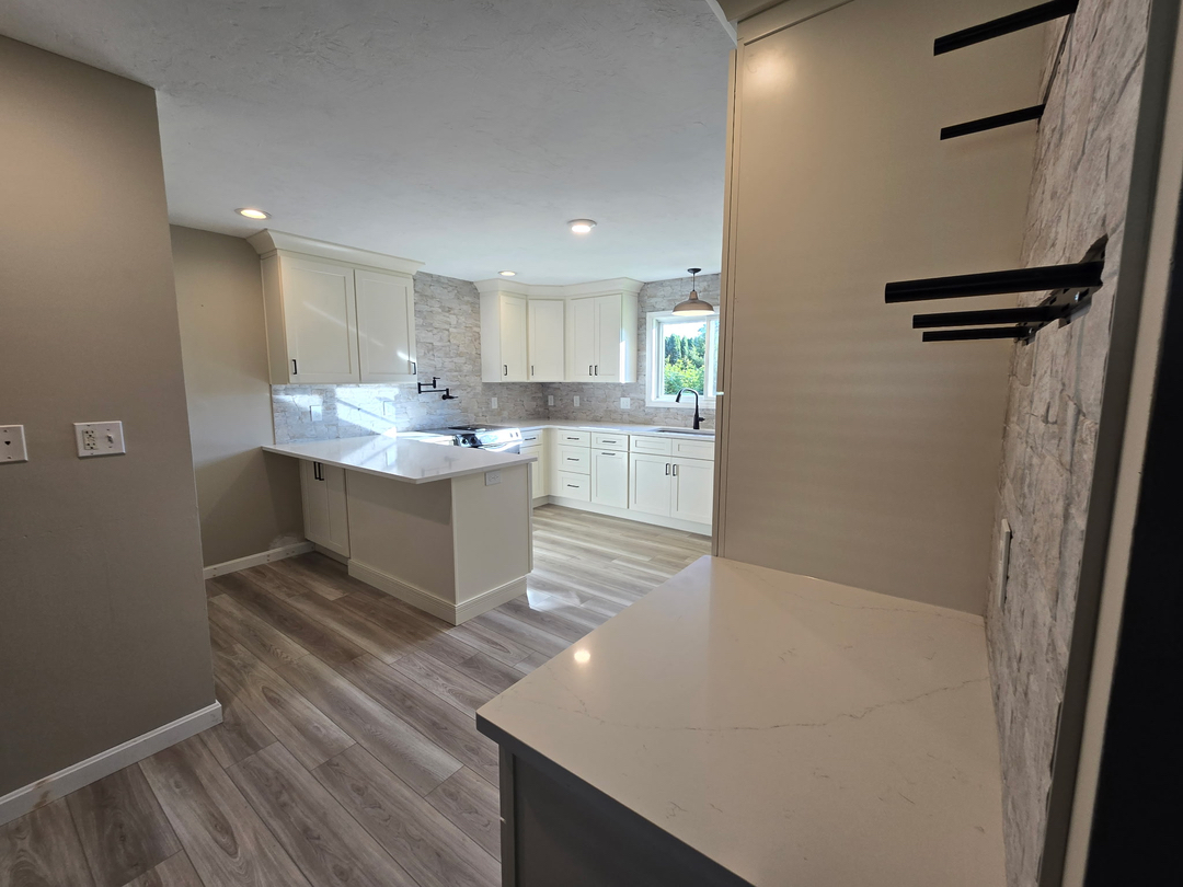 Threshold Construction Logo