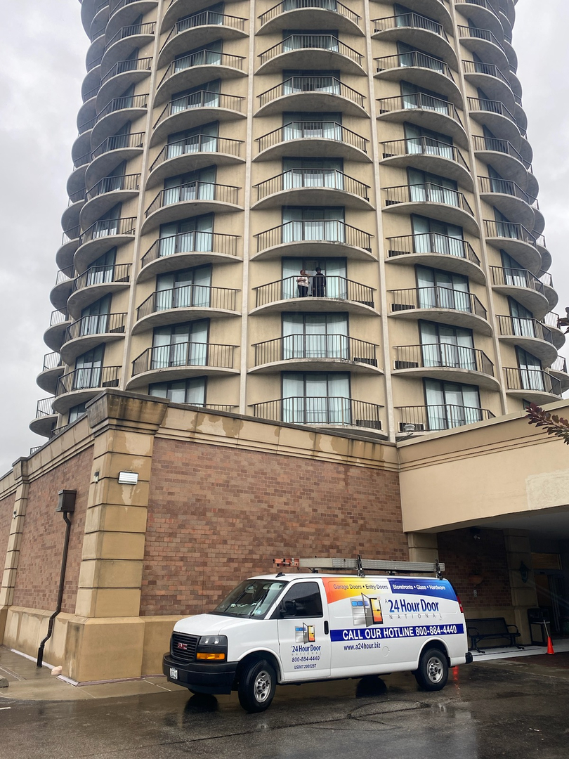 A-24 Hour Door National Inc Image