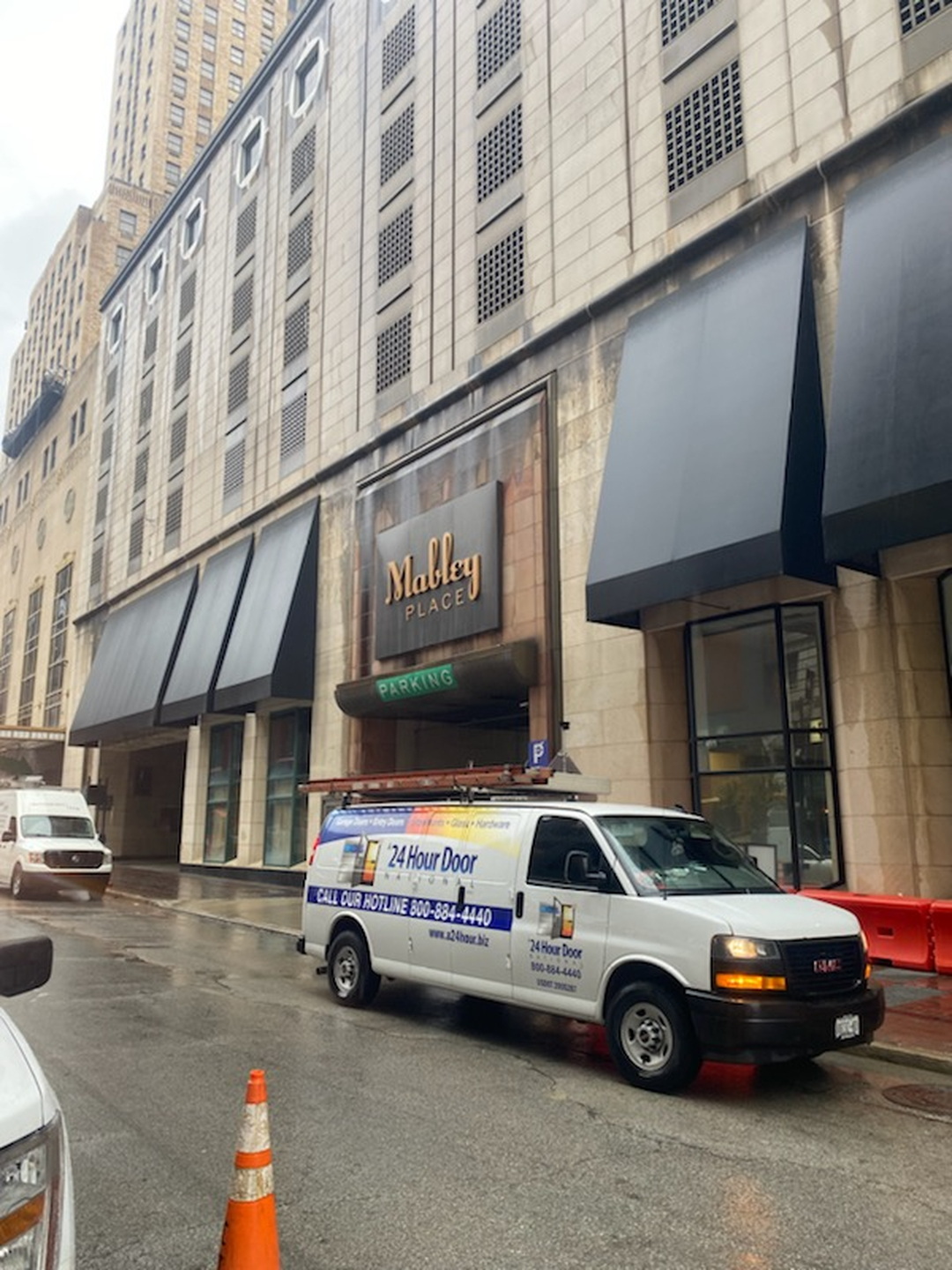 A-24 Hour Door National Inc Image