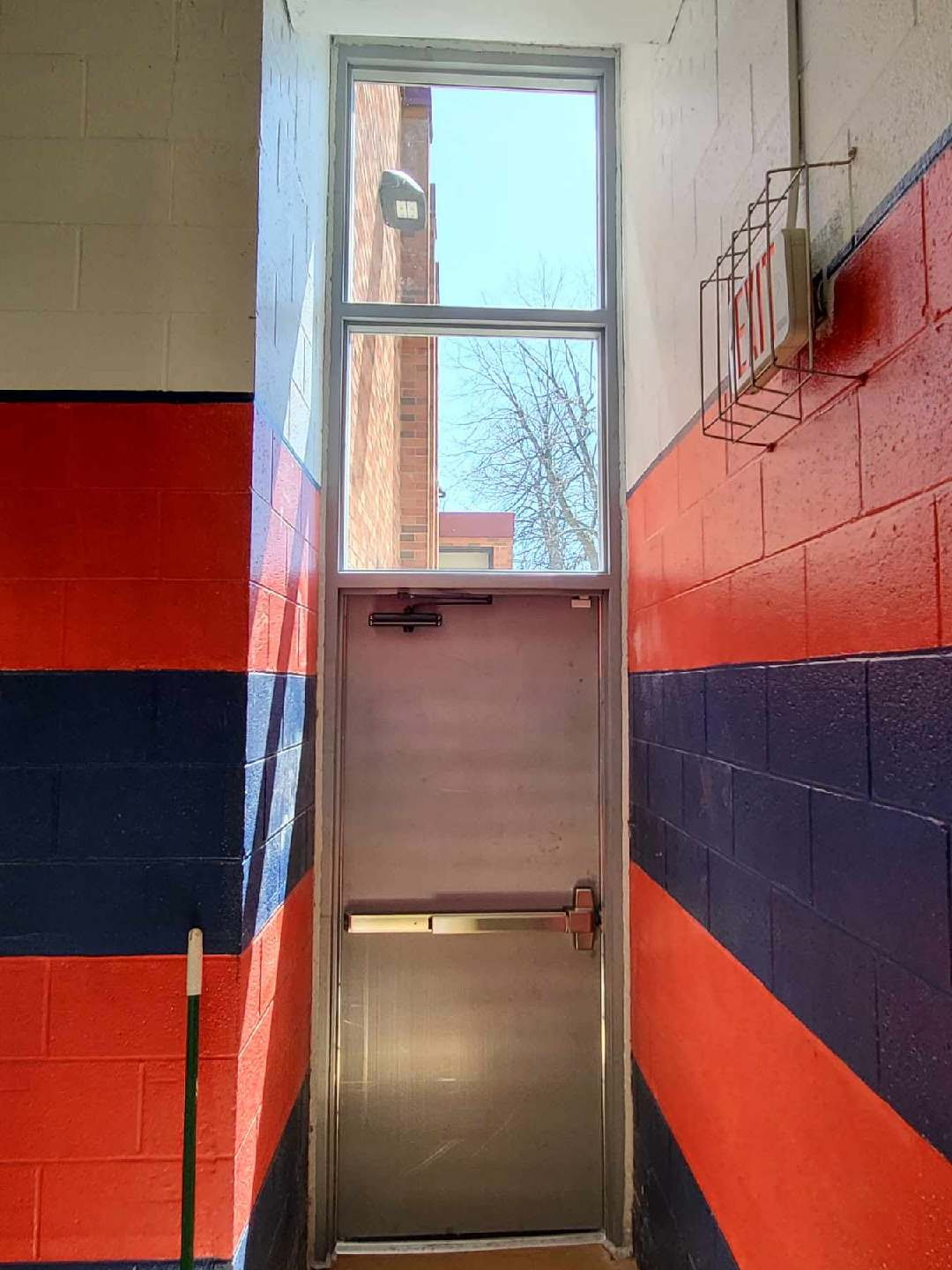 A-24 Hour Door National Inc Image