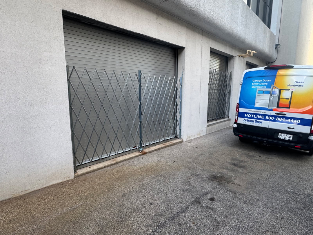 A-24 Hour Door National Inc Image