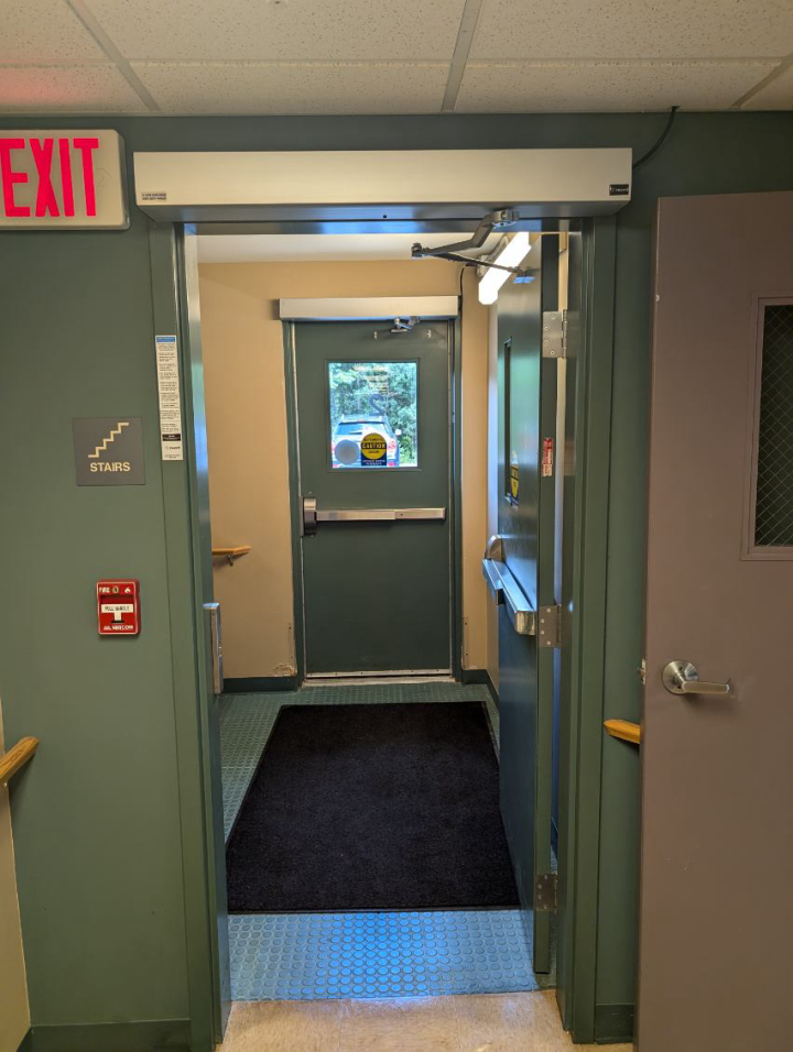 A-24 Hour Door National Inc Image