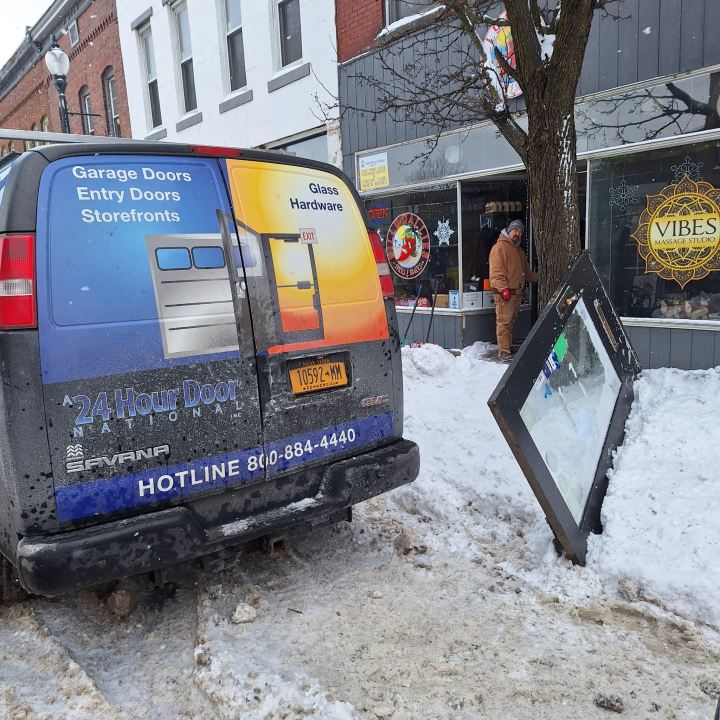 A-24 Hour Door National Inc Image