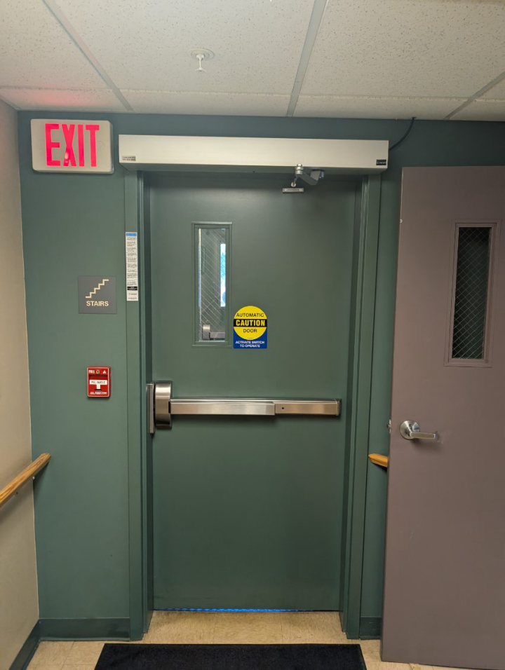 A-24 Hour Door National Inc Image