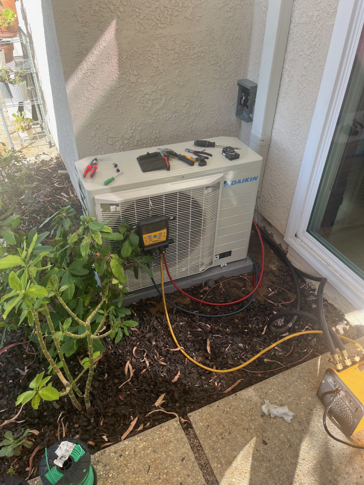 Maksbuilder - HVAC Contractor Image