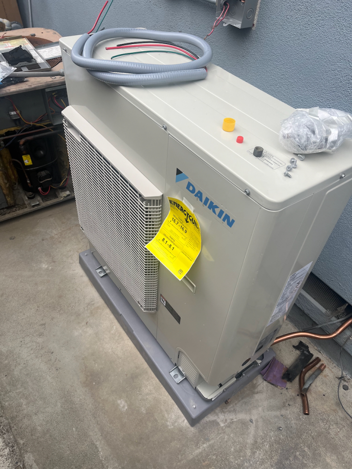 Maksbuilder - HVAC Contractor Image