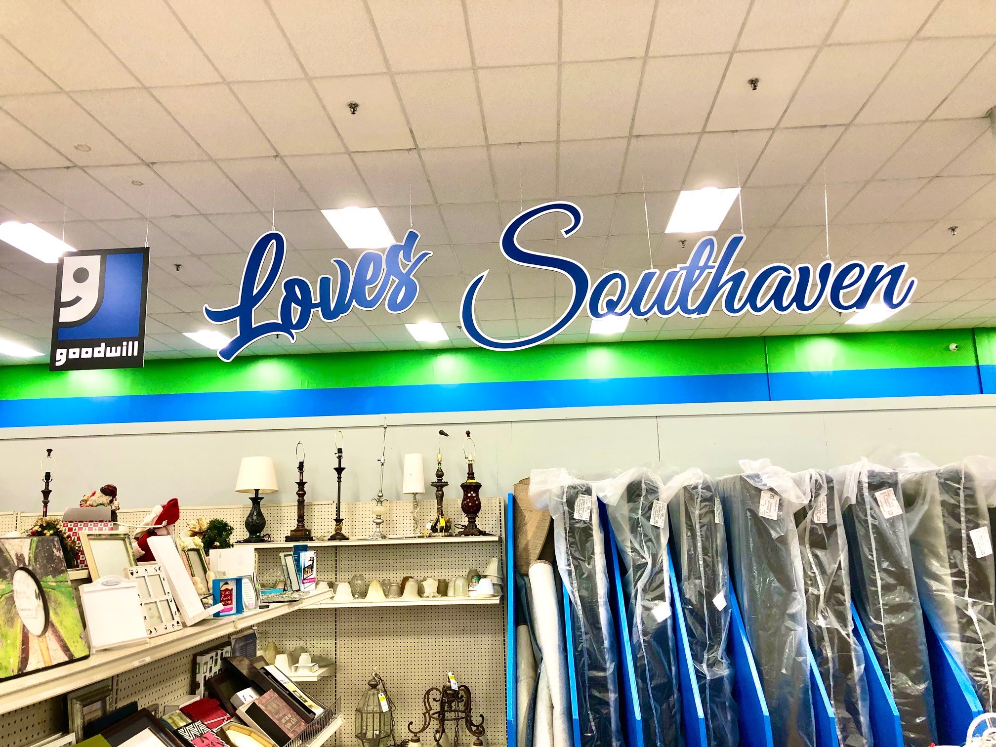 Goodwill Store Image