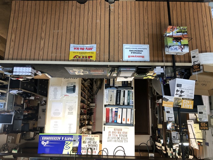 Huntz Service Center Image