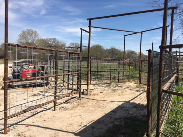 Moreno's Fencing Image