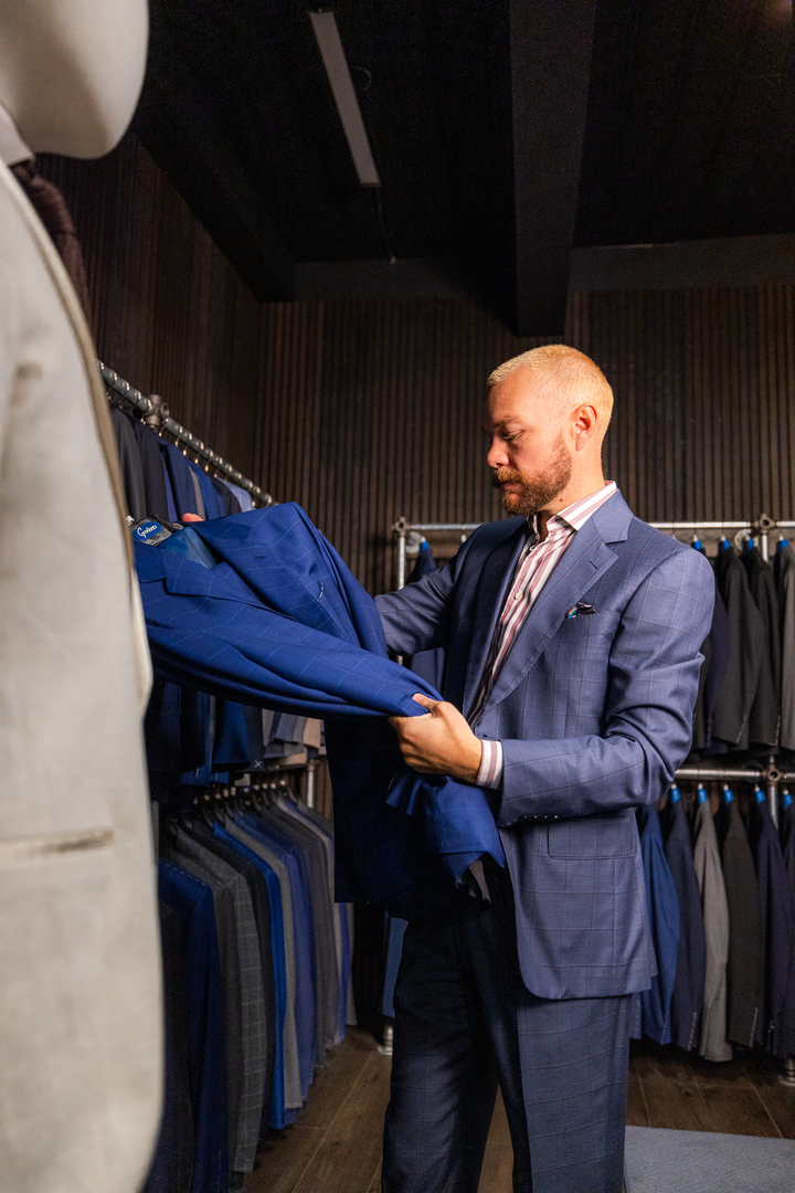 UWM Men's Shop Image