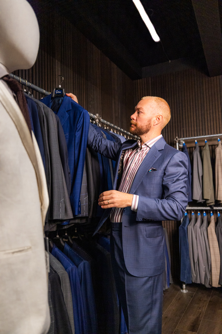 UWM Men's Shop Image