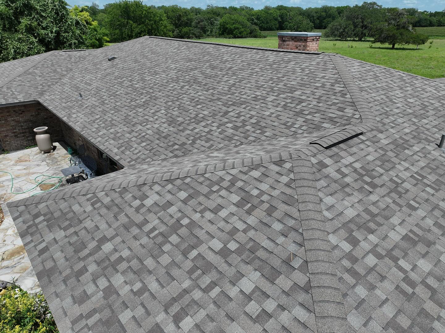 Spade Roofing and Gutters Image