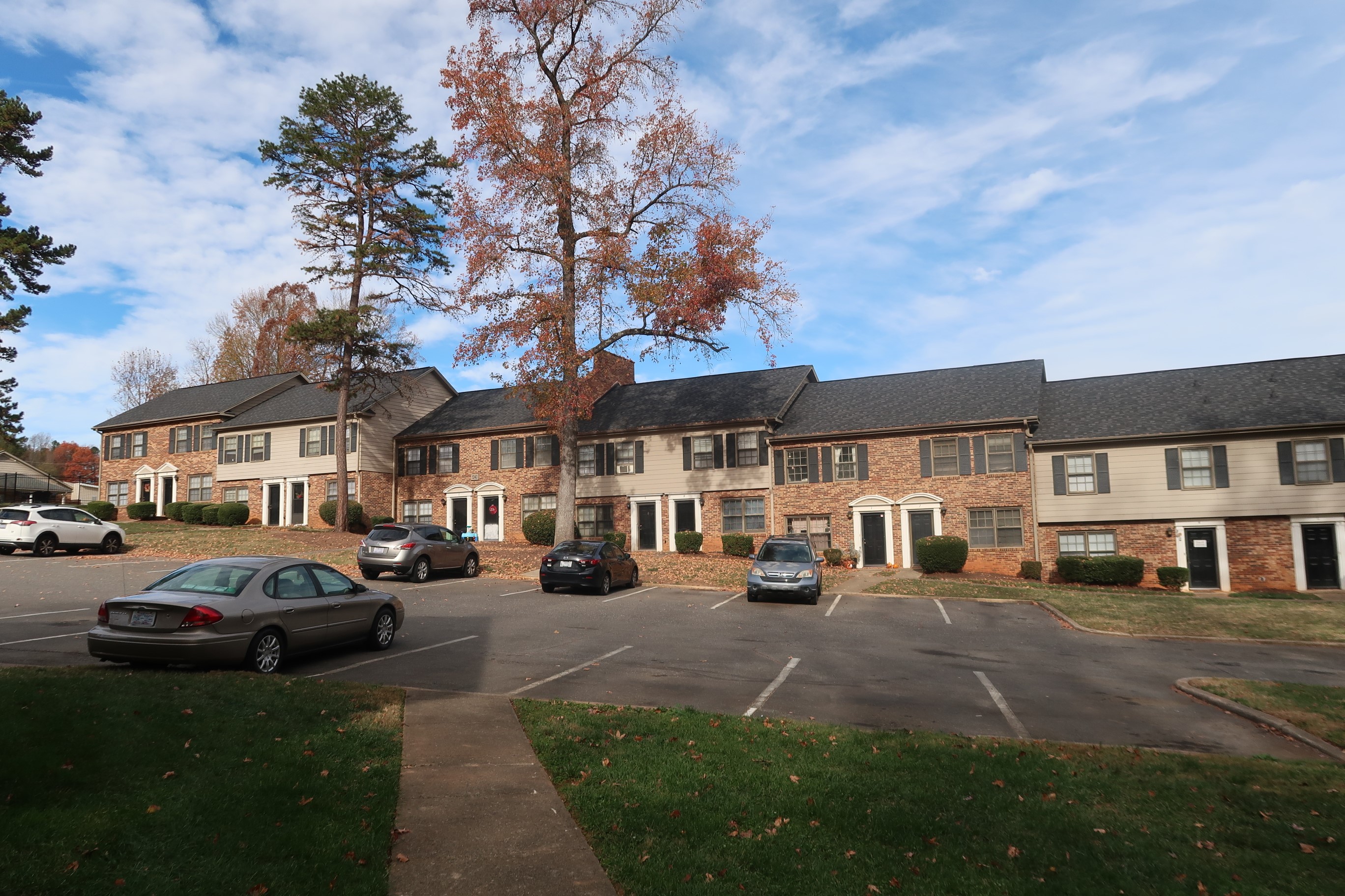 Carriage House Apartment Homes  - Gastonia, NC