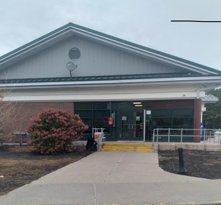 CN Brown Service Station Image