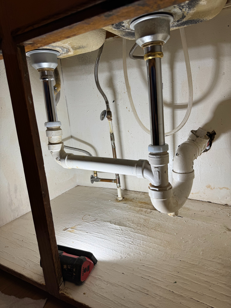 Tech Berati LLC - Plumbing Heating & Cooling Image