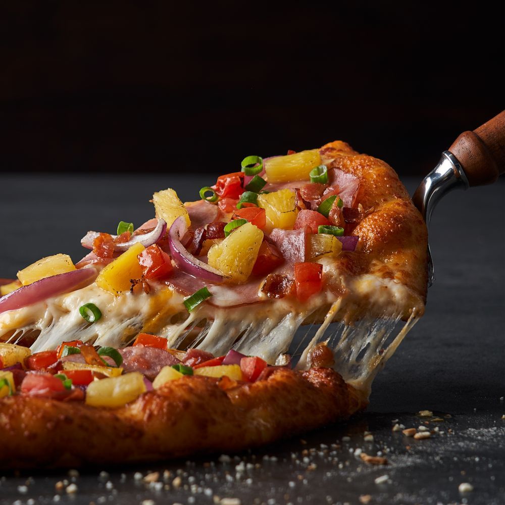 Round Table Pizza Image