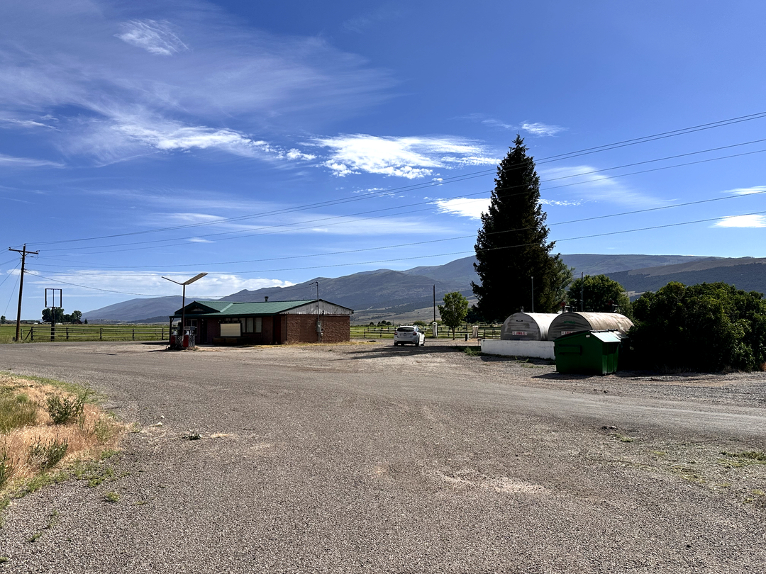 RV-Tech Parking and Repair Image