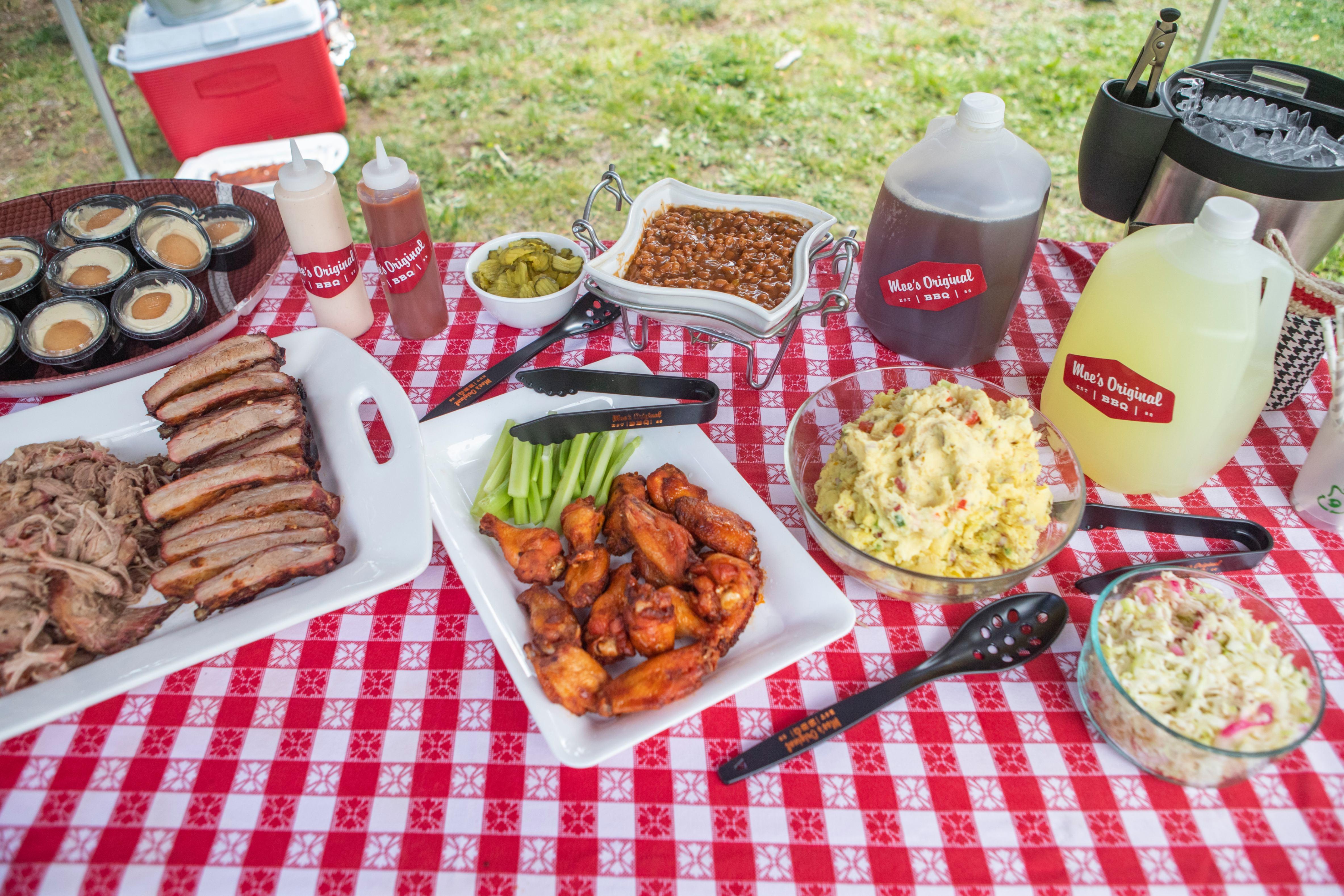 Moe's Original BBQ - Saint George, KS