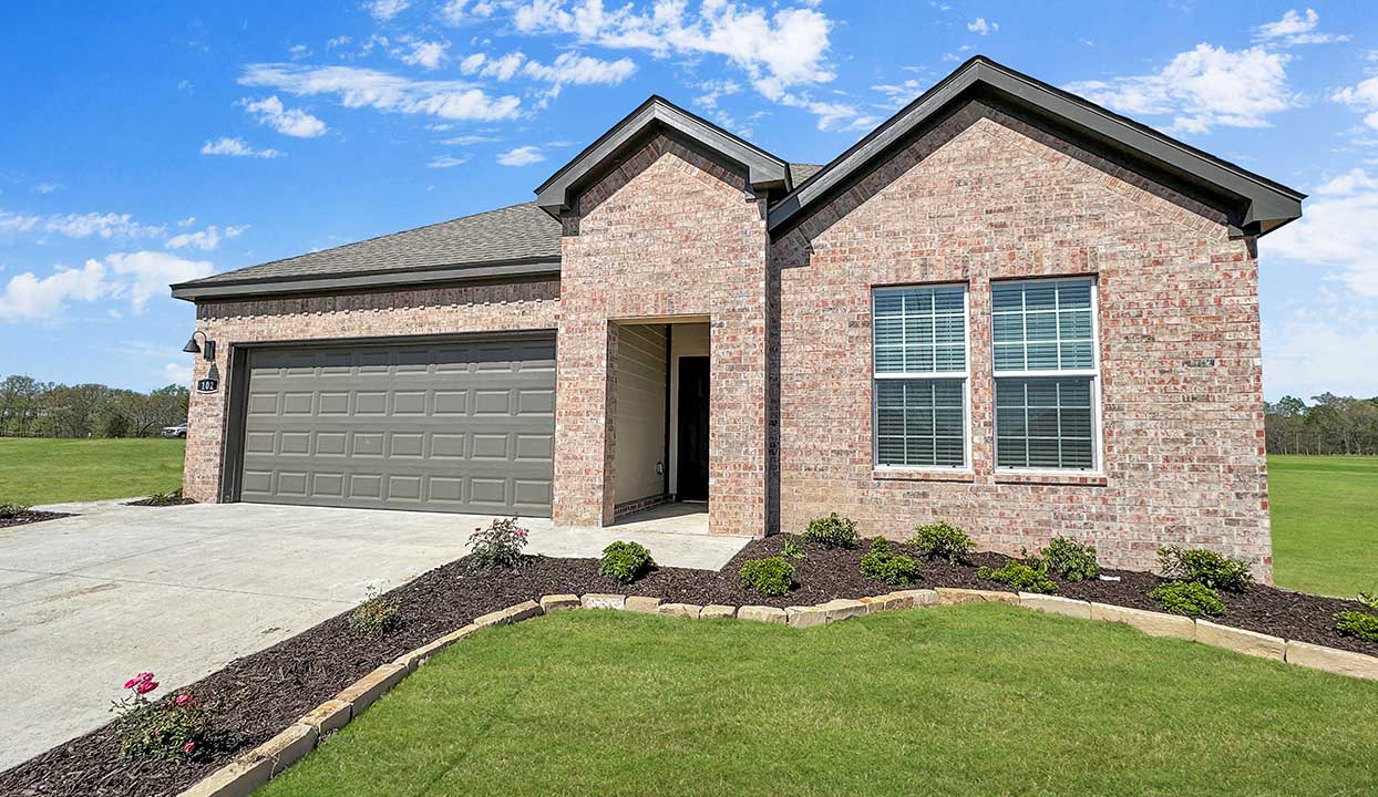 The Reserve at Country Club by D.R. Horton - Maumelle, AR