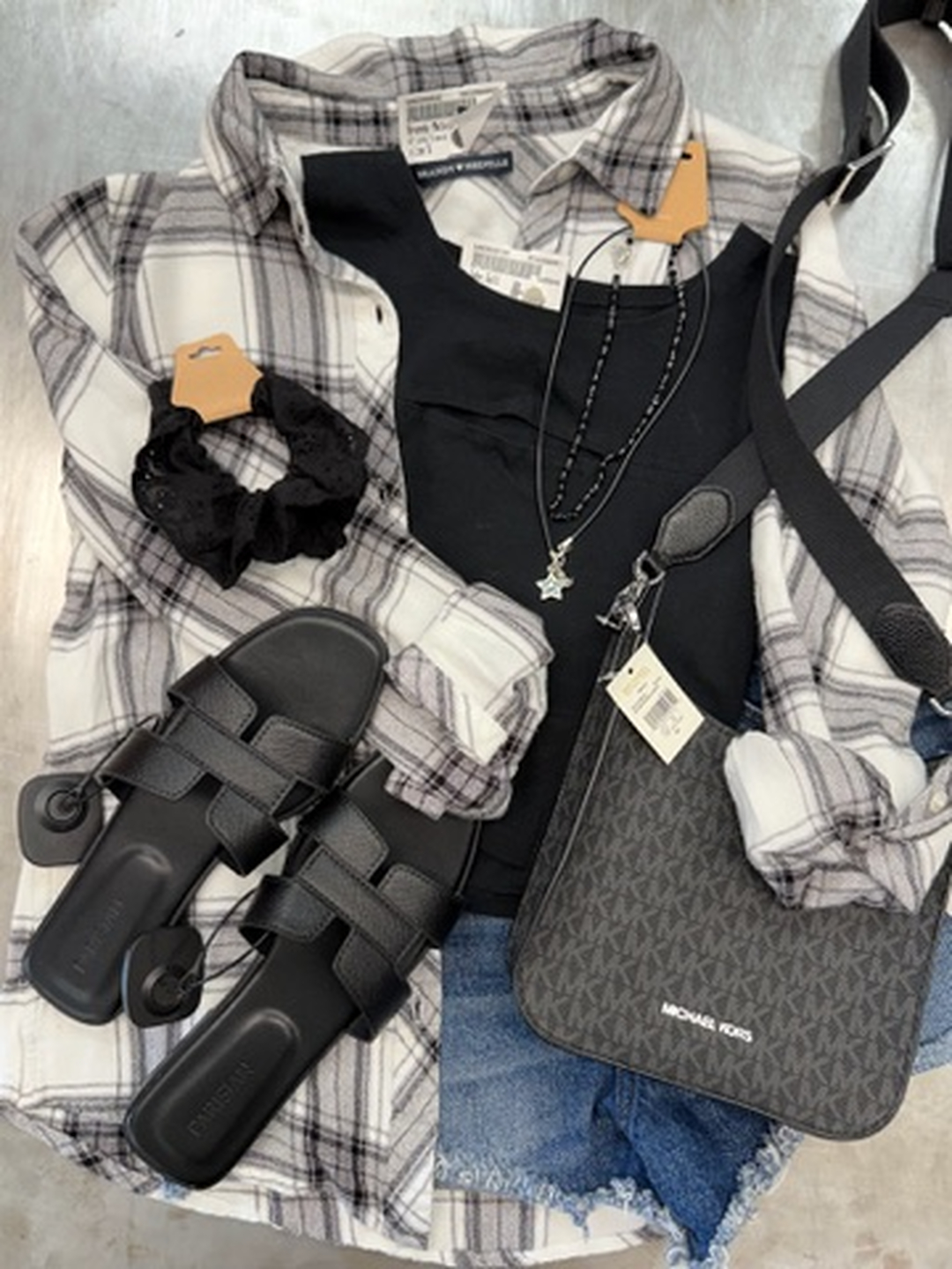 Plato's Closet Escondido Image