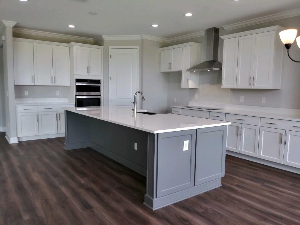 Sunrise Homes, Lake Toscana Image