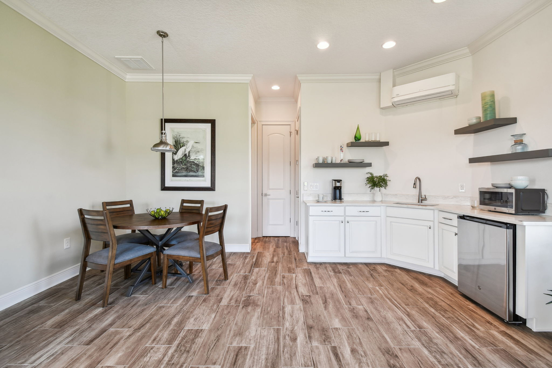 Sunrise Homes, Lake Toscana Logo