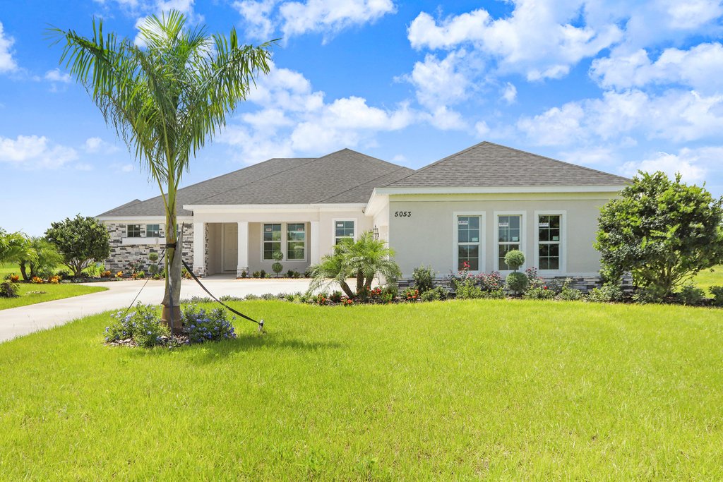 Sunrise Homes, Lake Toscana Image