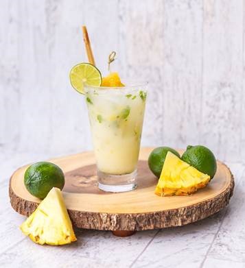 Tommy Bahama Marlin Bar & Store Image