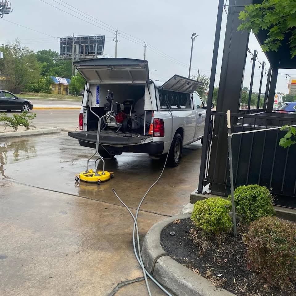 HL Power Washing Image