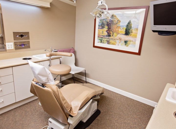 Girgis Dental - La Grange, IL