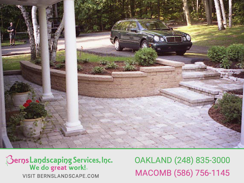 Berns Landscaping Image