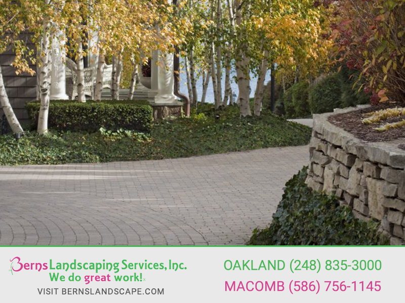 Berns Landscaping Image