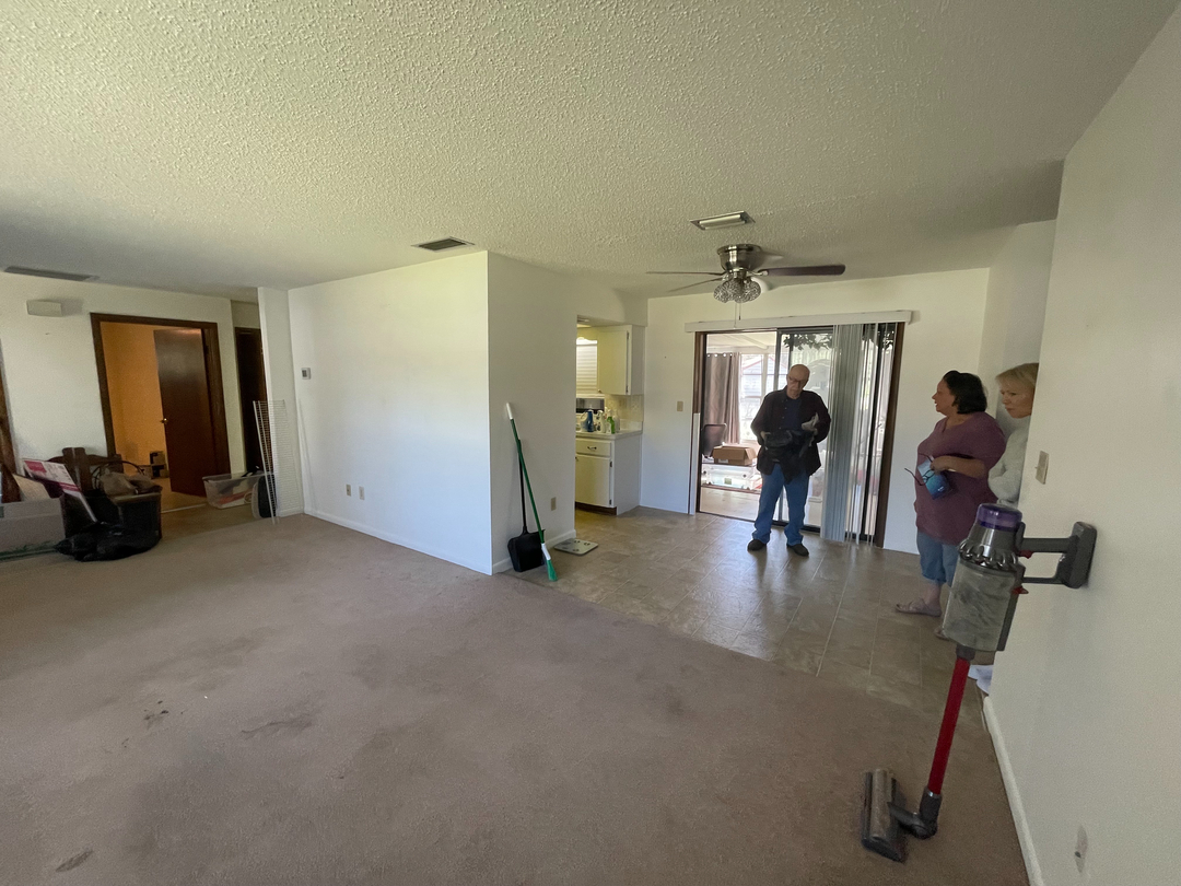 Ron Buys Florida Homes|Sell My House Fast|Cash Buyers In Florida Image