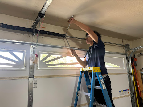 Discount Door Service Image