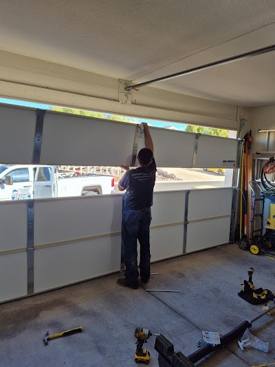 Discount Door Service Image