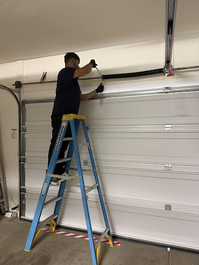 Discount Door Service Image