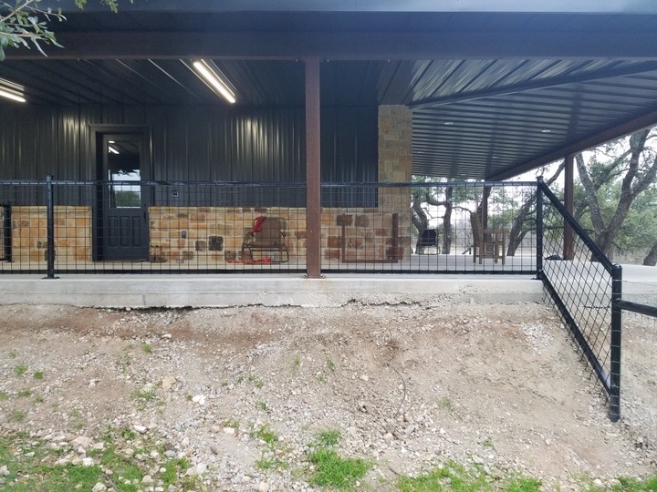 Frank Valdez Fencing Image