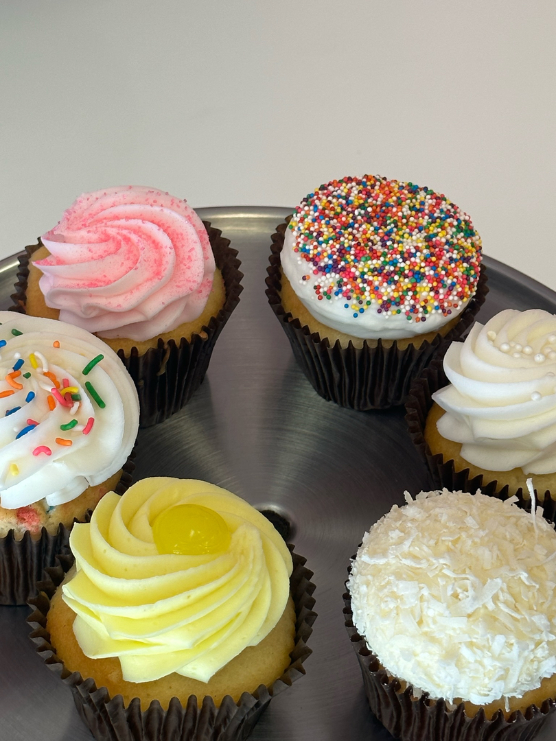 Smallcakes Cupcakery Smyrna Image