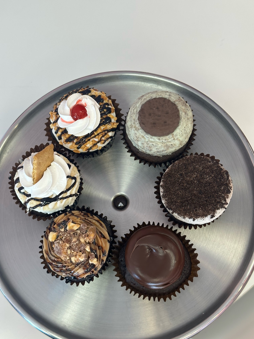 Smallcakes Cupcakery Smyrna Image