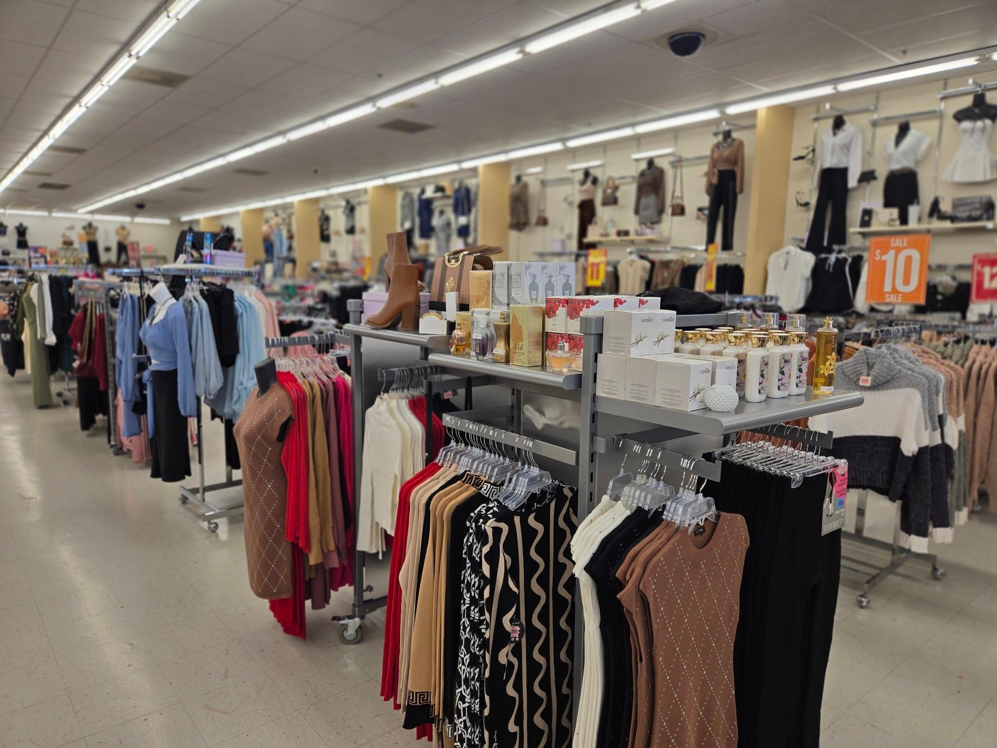 Melrose Family Fashions Image