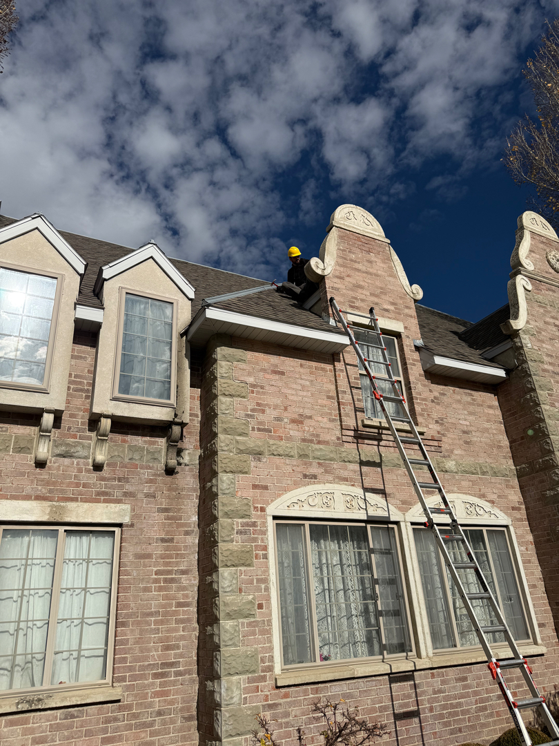 Seven2 Roofing Image