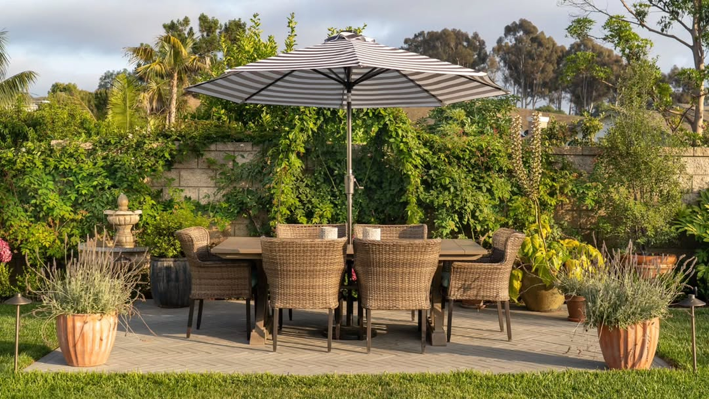 Seamless Construction Inc Image