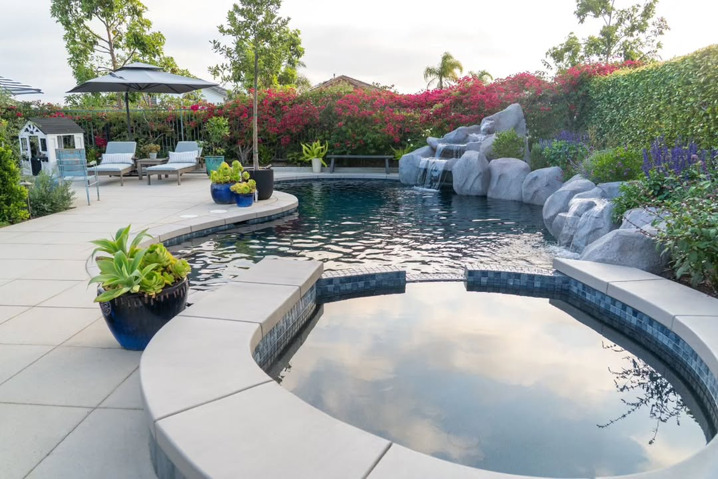 Seamless Construction Inc Image