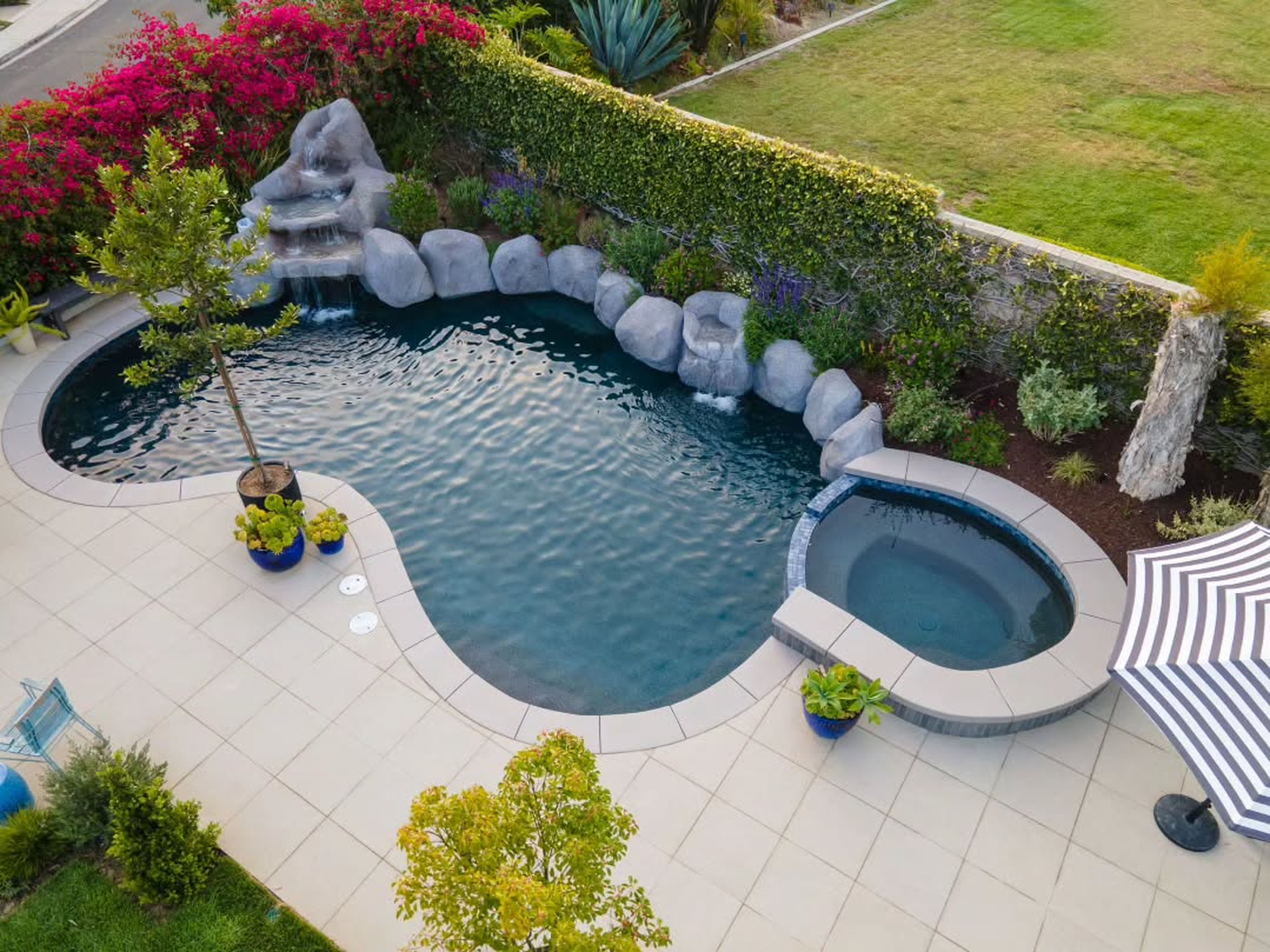 Seamless Construction Inc Image