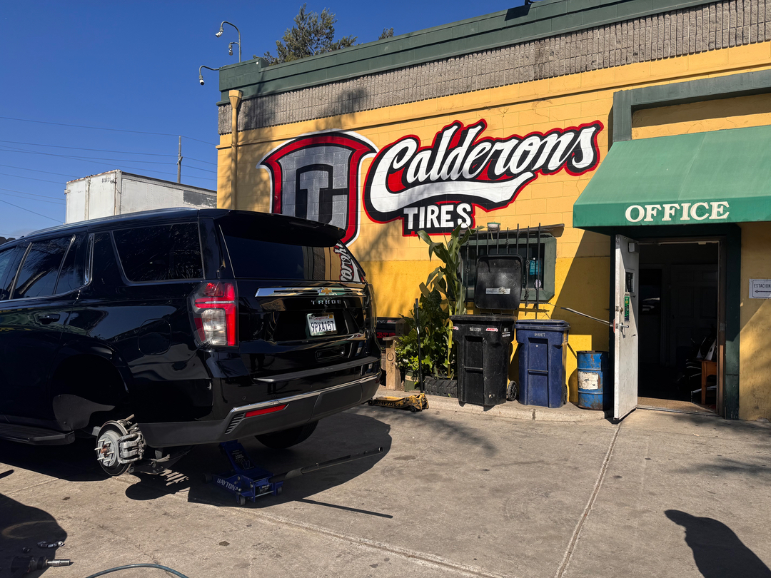 Calderon Brothers Tires Image