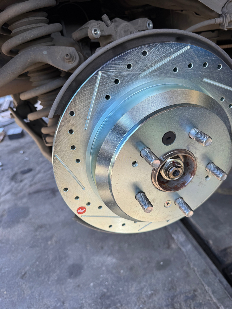 Calderon Brothers Tires Logo